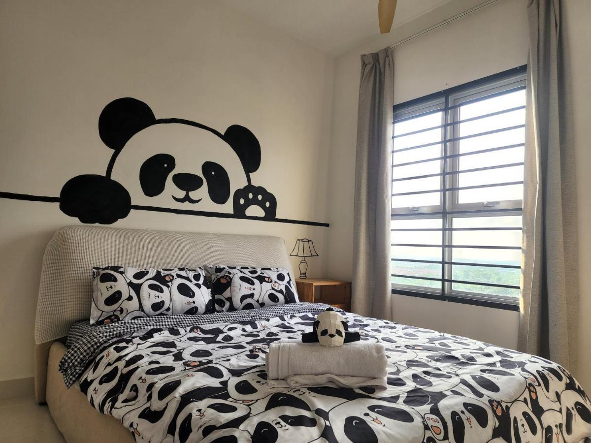 Teluk Panglima GarangNetflix Panda House 3B2R Rimbayu Kota Kemuning With Atari Games公寓 外观 照片